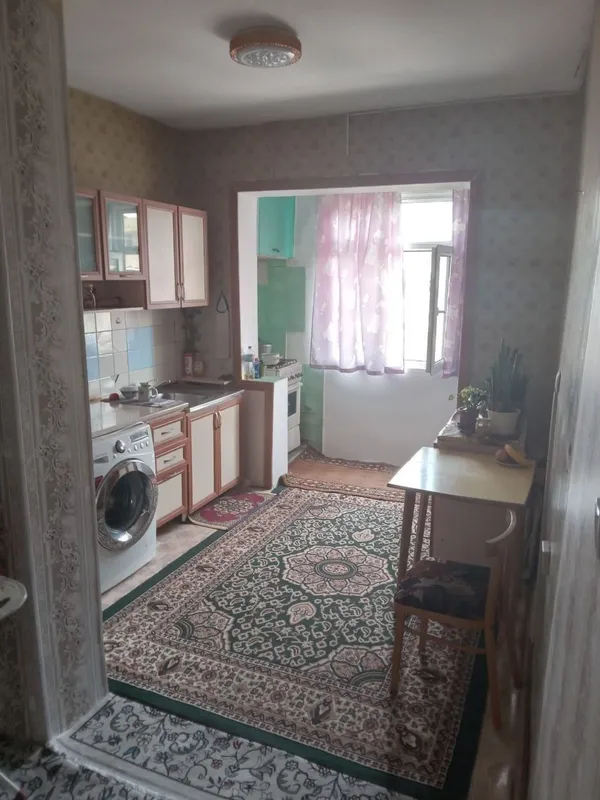 Срочно Продаю 2/9/9 Паркентский базар 60 кв.м