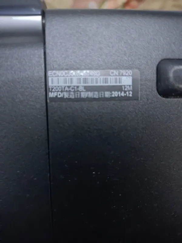 Asus model T200T — фото 3