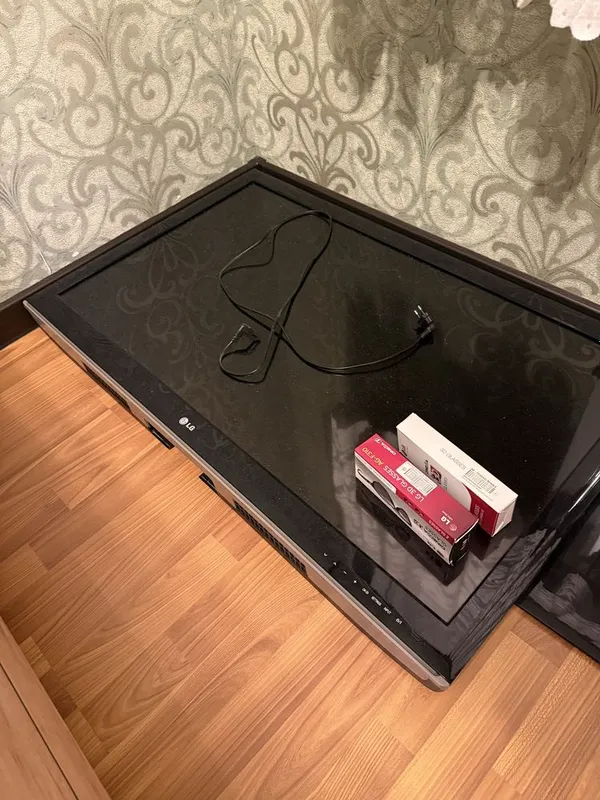 Телевизор LG 42LM3400