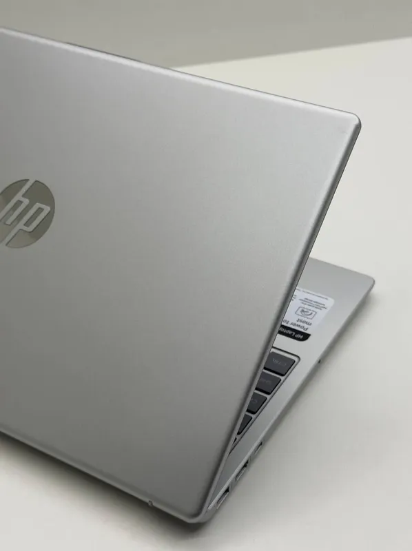 Новый Ноутбук HP Laptop 15 intel Core i5 1335 8/512 в упаковке — фото 5
