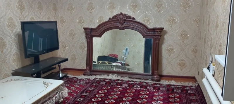 Katta oyna Katta oyna