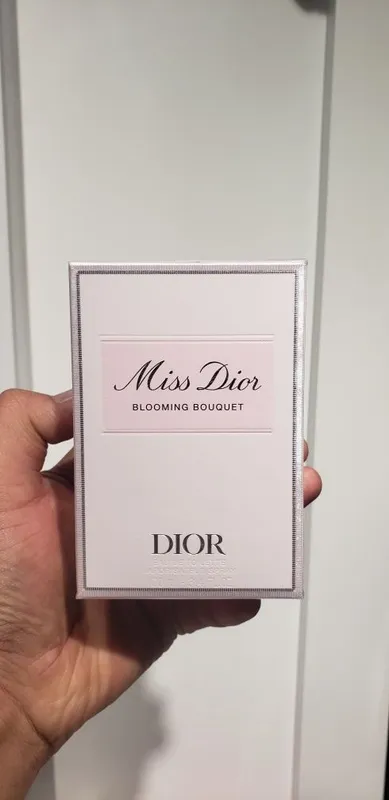 Miss Dior Blooming Bouquet 100% оргиналь 100мл 1 Miss Dior Blooming Bouquet 100% оргиналь 100мл 1