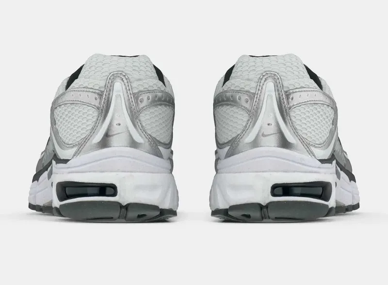 Мужские кроссовки Nike Air Max Moto 2K EUR 42.5 оригинал 4 Мужские кроссовки Nike Air Max Moto 2K EUR 42.5 оригинал 4
