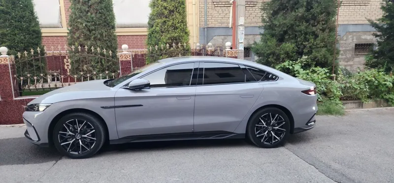 BYD Han 2024-Yil 506km Restaling sotiladi 1 BYD Han 2024-Yil 506km Restaling sotiladi 1