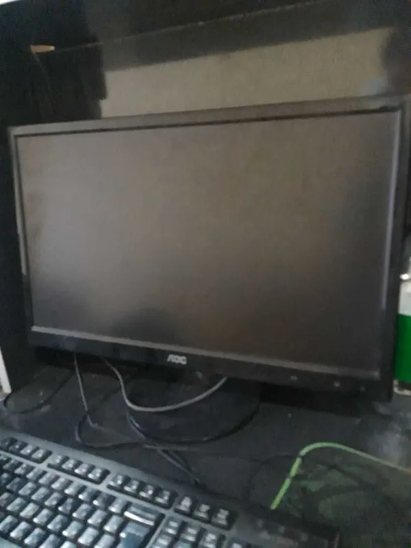 Monitorlar sotiladi 22dyum 4