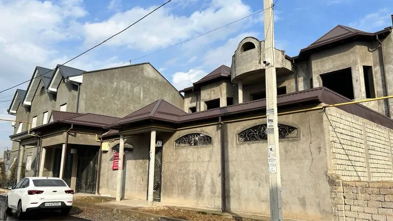 Срочна продается каробка — фото 1 Срочна продается каробка — фото 1