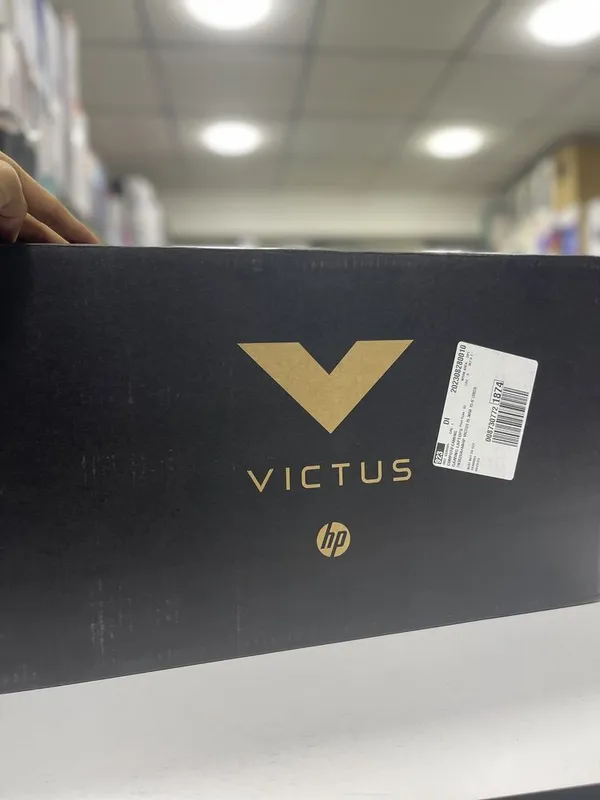 Hp Victus noutbuk i5/13 512Gb SSD/8 OZU 144Hz RTX 3050 6Gb 1