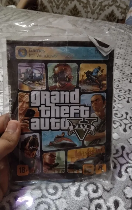 GTA V disk kompyuter uchun 1 GTA V disk kompyuter uchun 1