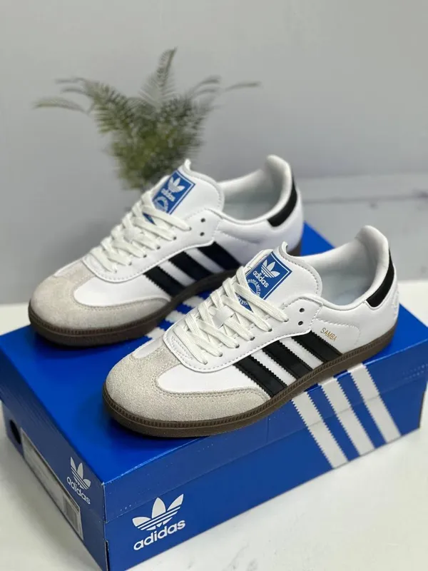 кроссовок мужских Adidas 3