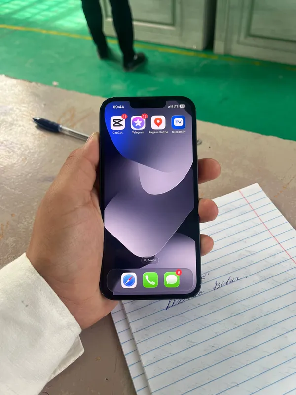 Iphone13 xamma joyi radnoy ideal narxi 310$