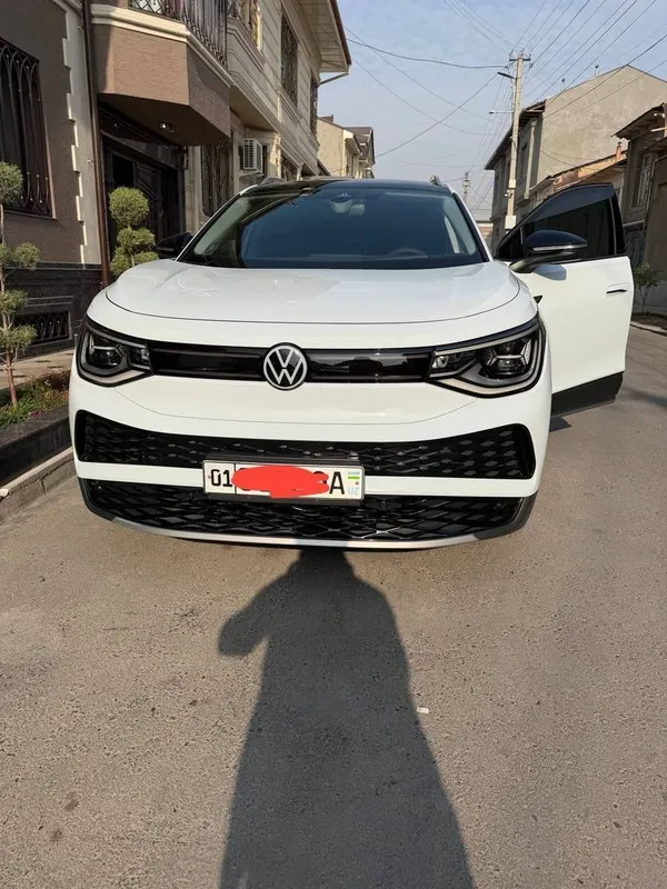 Volkswagen I’d 4 crozz Prime