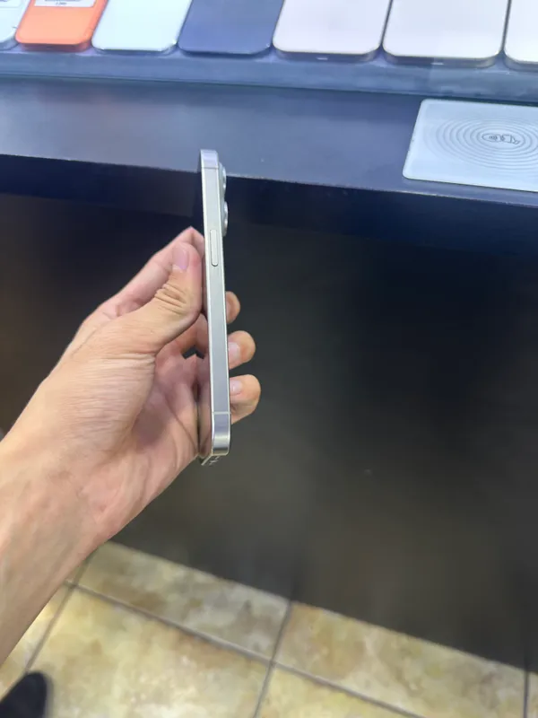 Iphone 15 Pro 2