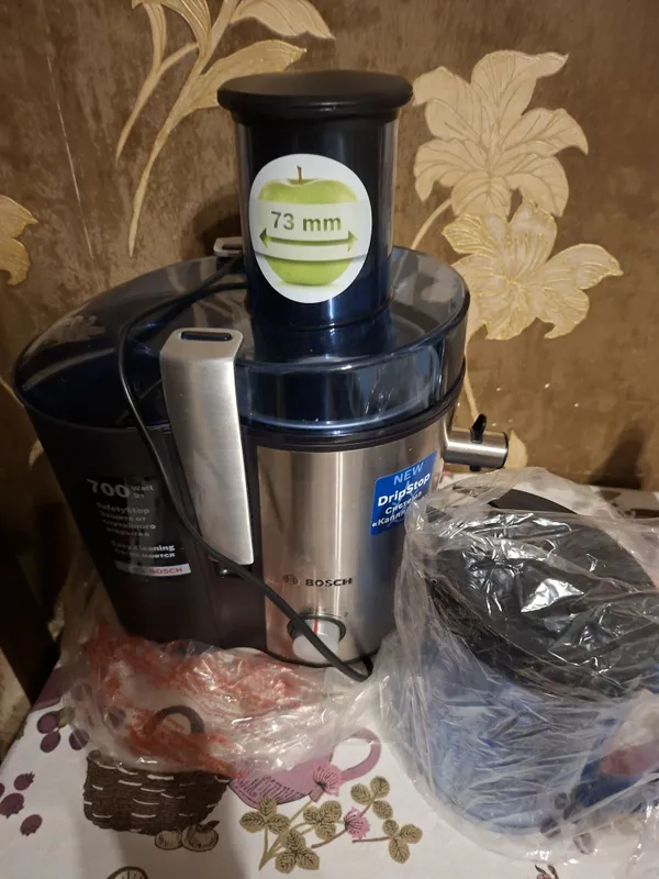Продаю соковыжималку фирма Бош Продаю соковыжималку фирма Бош