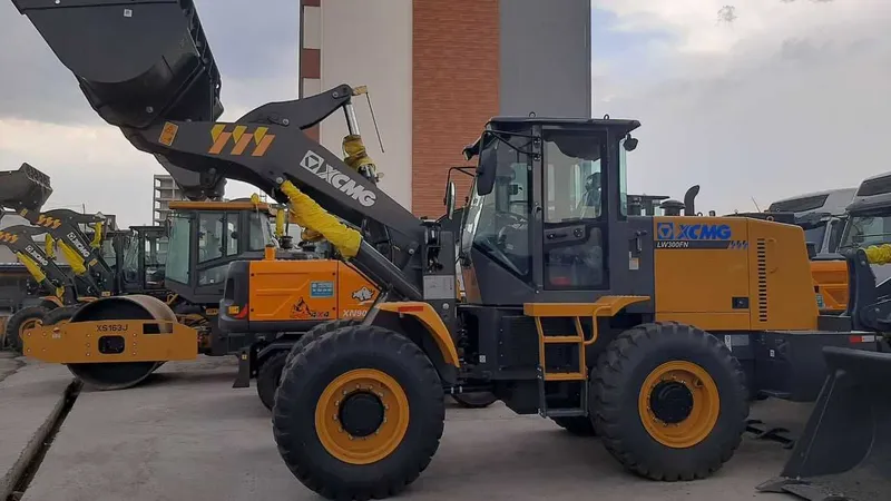 Узун стрелали ПОГРУЗЧИК XCMG LW 300 FN - рычаг, 1,8 м/куб — фото 3