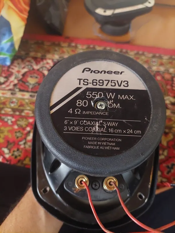 Pioner v3 ... .. 3 Pioner v3 ... .. 3