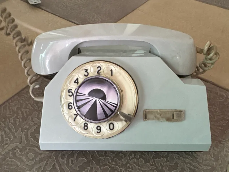 Uyli telefon — фото 1