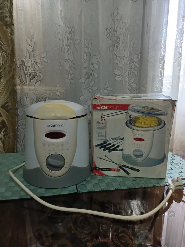 Продам фритюрницу 1 Продам фритюрницу 1