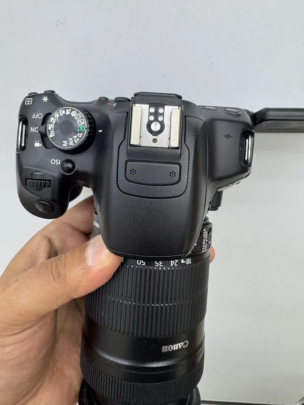 Canon 650D 18-135 is yaxshi holatda . 2oy kafolat 5 Canon 650D 18-135 is yaxshi holatda . 2oy kafolat 5