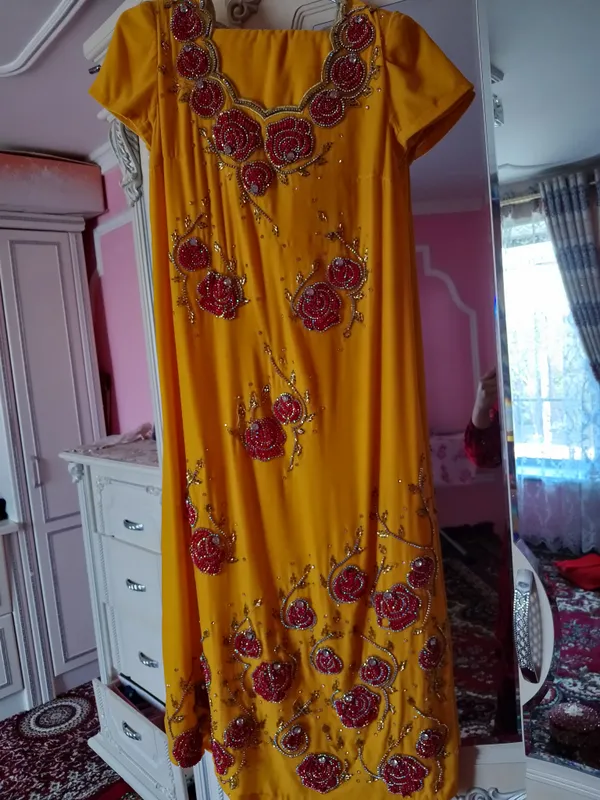 продам платье
