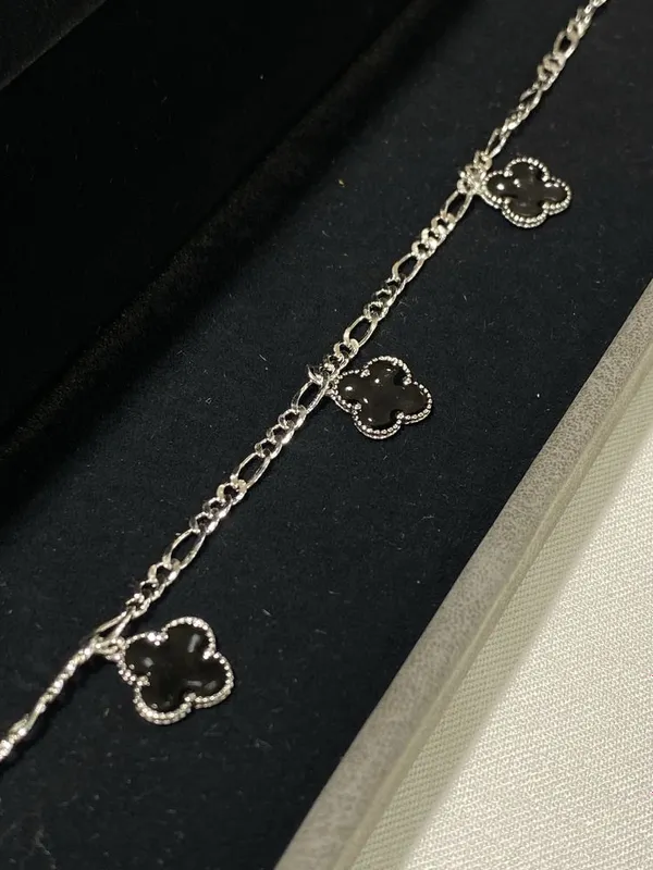 Серебряное браслет 925 van cleef, Kumush bilakuzuk 925 1 Серебряное браслет 925 van cleef, Kumush bilakuzuk 925 1
