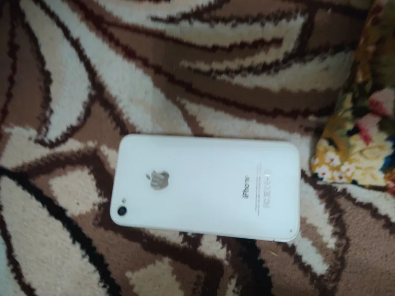 IPhone 4s IPhone 4s