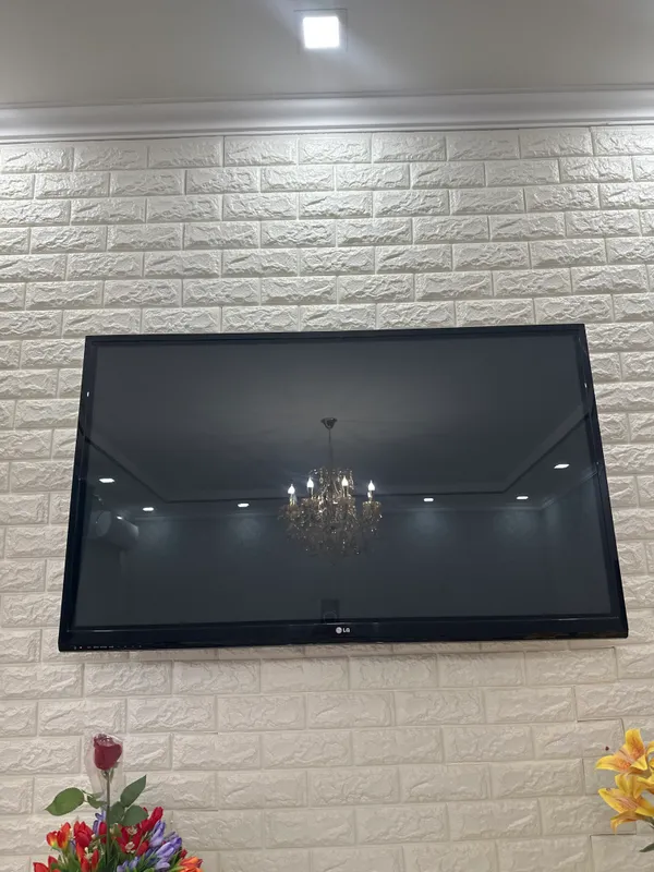 Телевизор LG, размер 55 Телевизор LG, размер 55