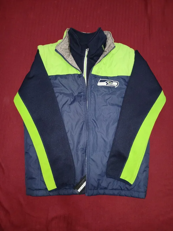 Из США комплект, кофта и двухстороняя желетка,бренда Seattle Seahawks! Из США комплект, кофта и двухстороняя желетка,бренда Seattle Seahawks!