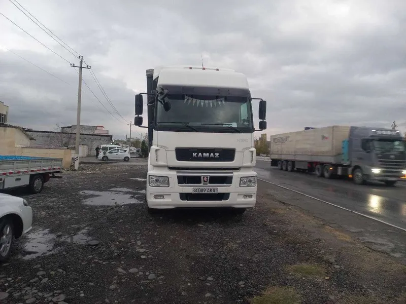 Седельный тягач KAMAZ 5490DC — фото 4