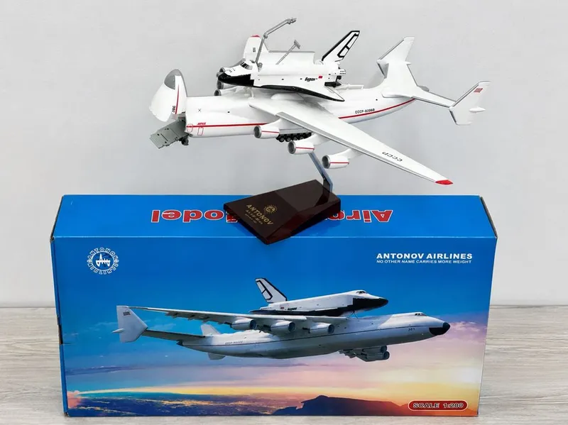 Самолет Мрия АН-225 коллекционная модель 2 Самолет Мрия АН-225 коллекционная модель 2