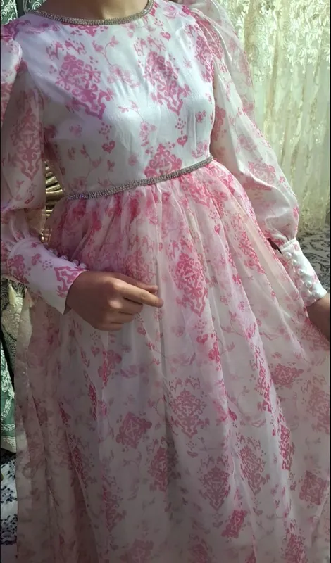 Nafis pushti rangli uzun koʻylak 2 Nafis pushti rangli uzun koʻylak 2
