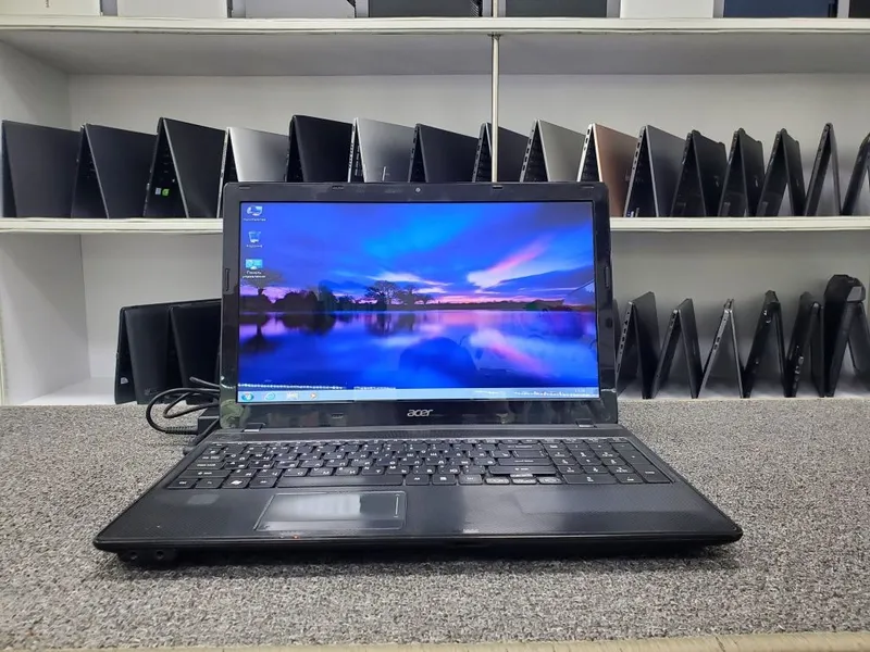 Недорогой Acer Aspire 7