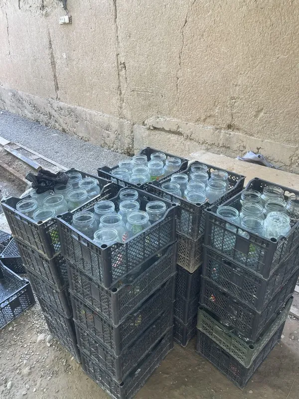 1 litrli bonka sotiladi 2 1 litrli bonka sotiladi 2