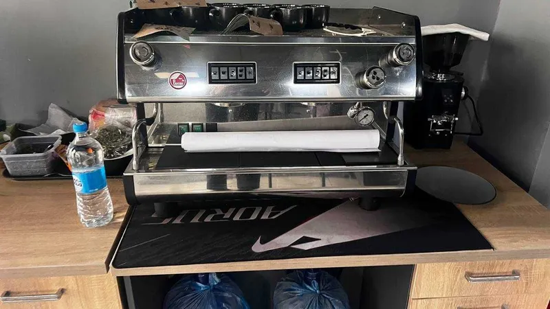 Продаётся кофемашина La Pavoni CAFE2VN1658EU - kofe mashinasi sotiladi 2