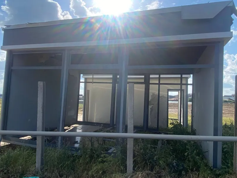 Butka dokon sotiladi 4×6 oyna eshiklariyam bor — фото 1