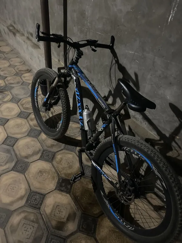 Velosiped AZZXYY 2