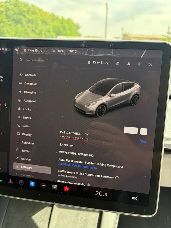 Tesla model y — фото 6