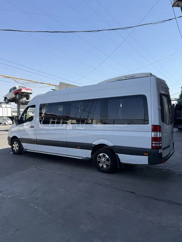 Сотилади микроавтобус Mercedes Benz Sprinter 2 Сотилади микроавтобус Mercedes Benz Sprinter 2