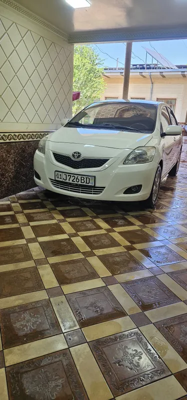 Toyota yaris 1.5 mator avtomat karopka sotiladi — фото 4