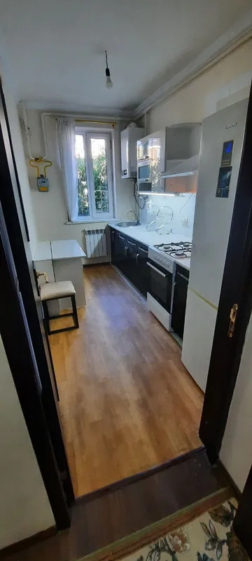 Срочно продаётся Сергели 7А, 3 комнаты, 1-й этаж, метро 5