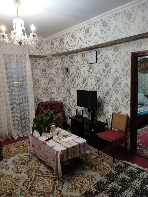 метро Айбек. 2-х комн. Аккуратная, укомплектованая — фото 1