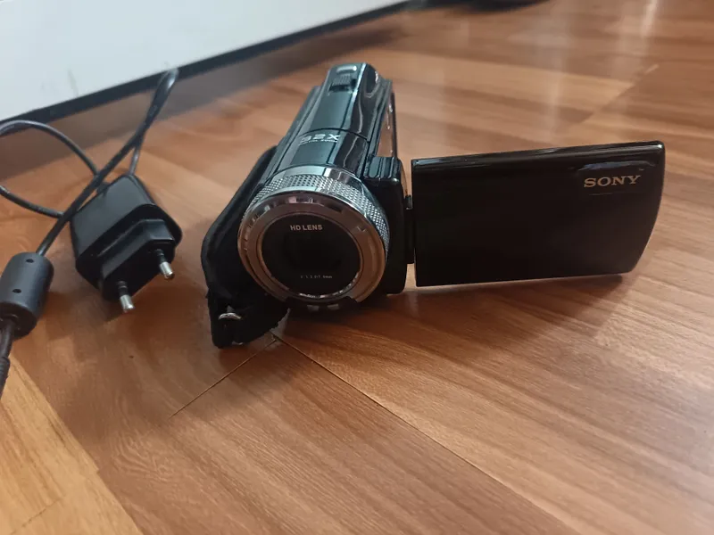 Видеокамера Sony