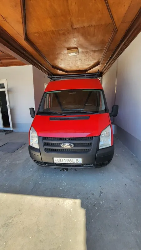 Ford tranzit avtomobili sotiladi 2012 yil