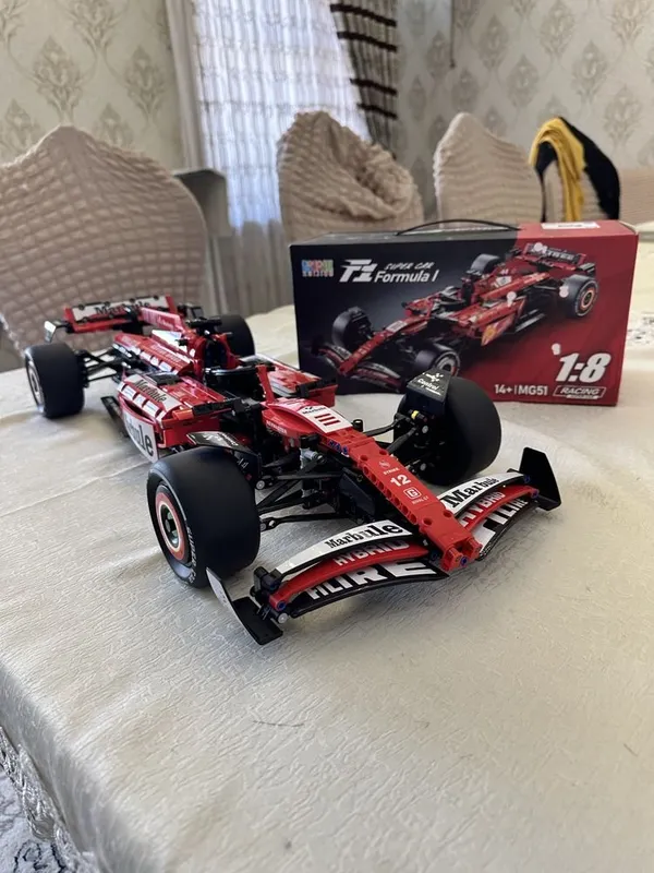 Конструктор Formula 1 Lego 1:8 1 Конструктор Formula 1 Lego 1:8 1