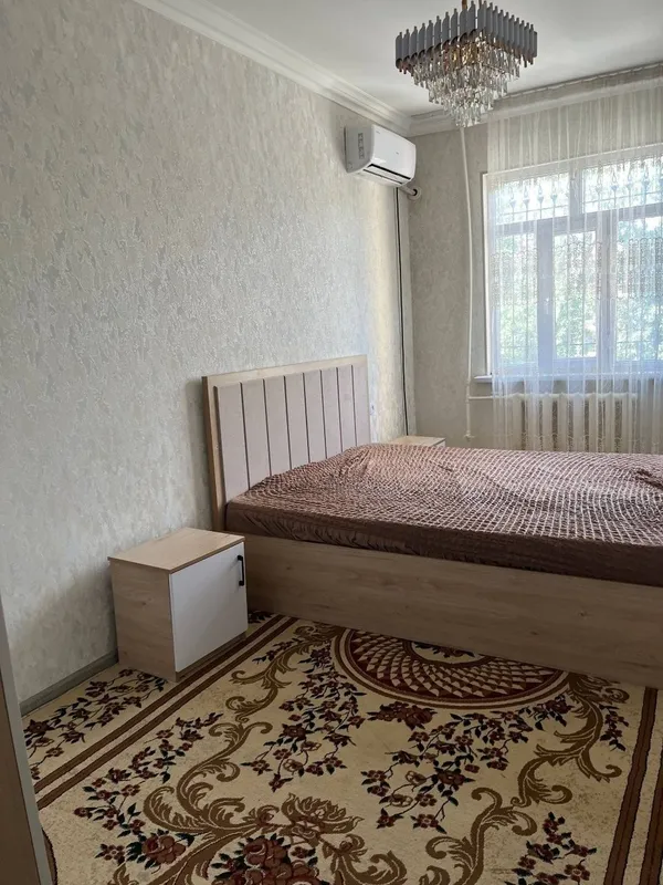 Мирзо-Улугбекский район, рядом с метро Хамид Олимжон 1