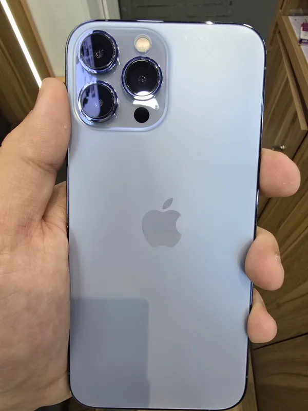 iPhone 13 pro max 1