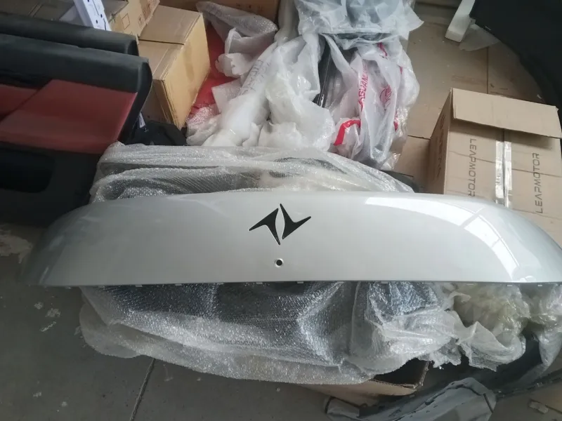 Oldi bamper ing tepa qismi Dongfeng EP 008 Kulrang