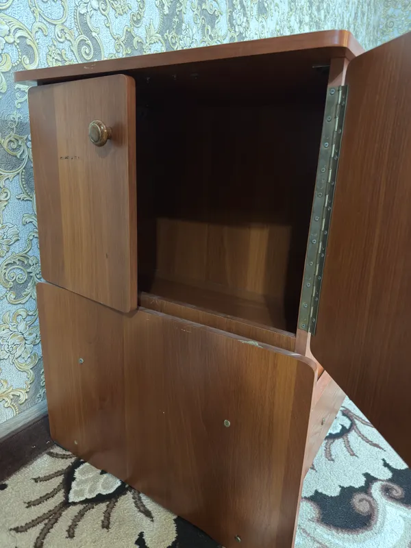 Bolalar kravati+ belanchak+shkaf 3
