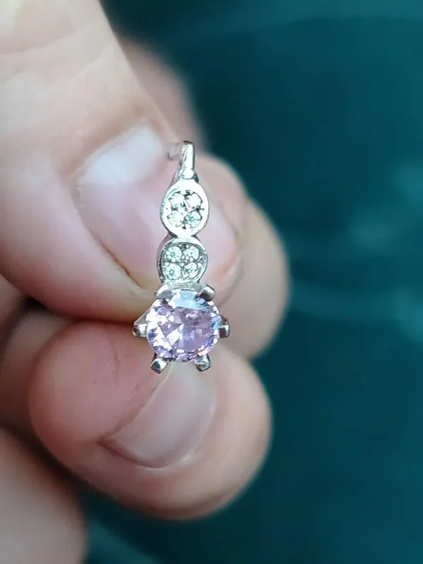 Sterling kumush 3,24 grli yoqut koʻzli sirgʻa