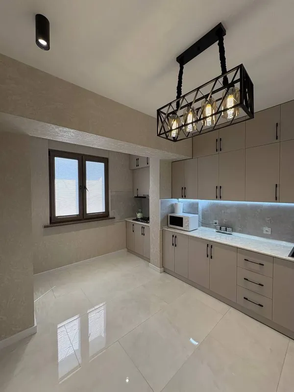 сдаётся квартира. ЦУМ 2/9/9. 78м². Евро ремонт — фото 1