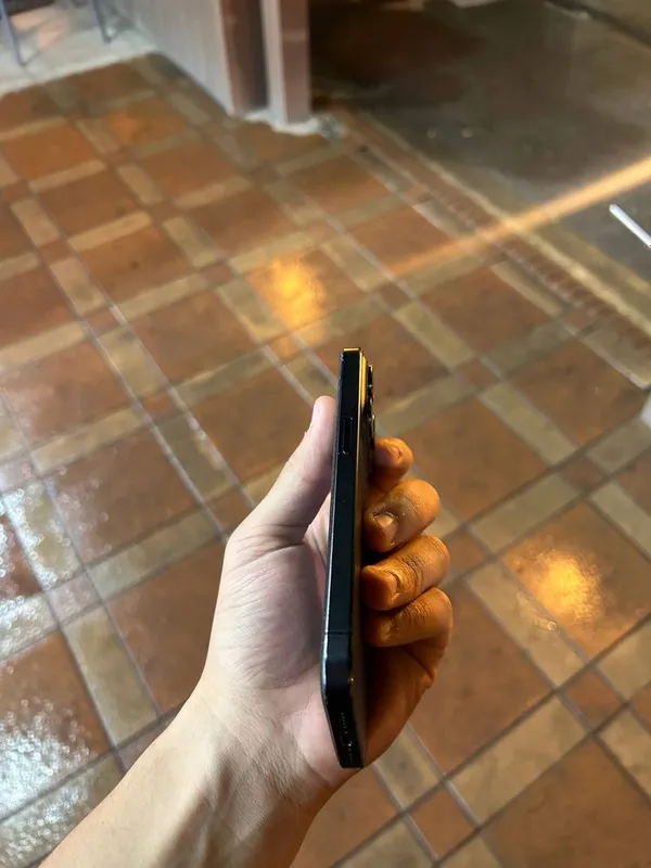 Iphone 15pro sim/esm — фото 3